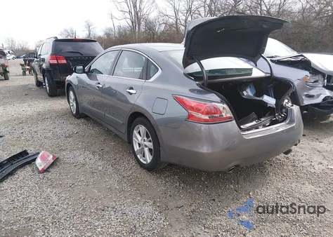 2015 Nissan Altima 2.5 Sv z USA, uszkodzony, nr VIN 1N4AL3AP5FC460275